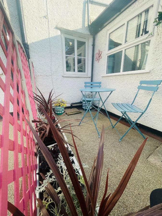 The Rambler'S Rest Cottage, Parkgate, Wirral Parkgate  Ngoại thất bức ảnh